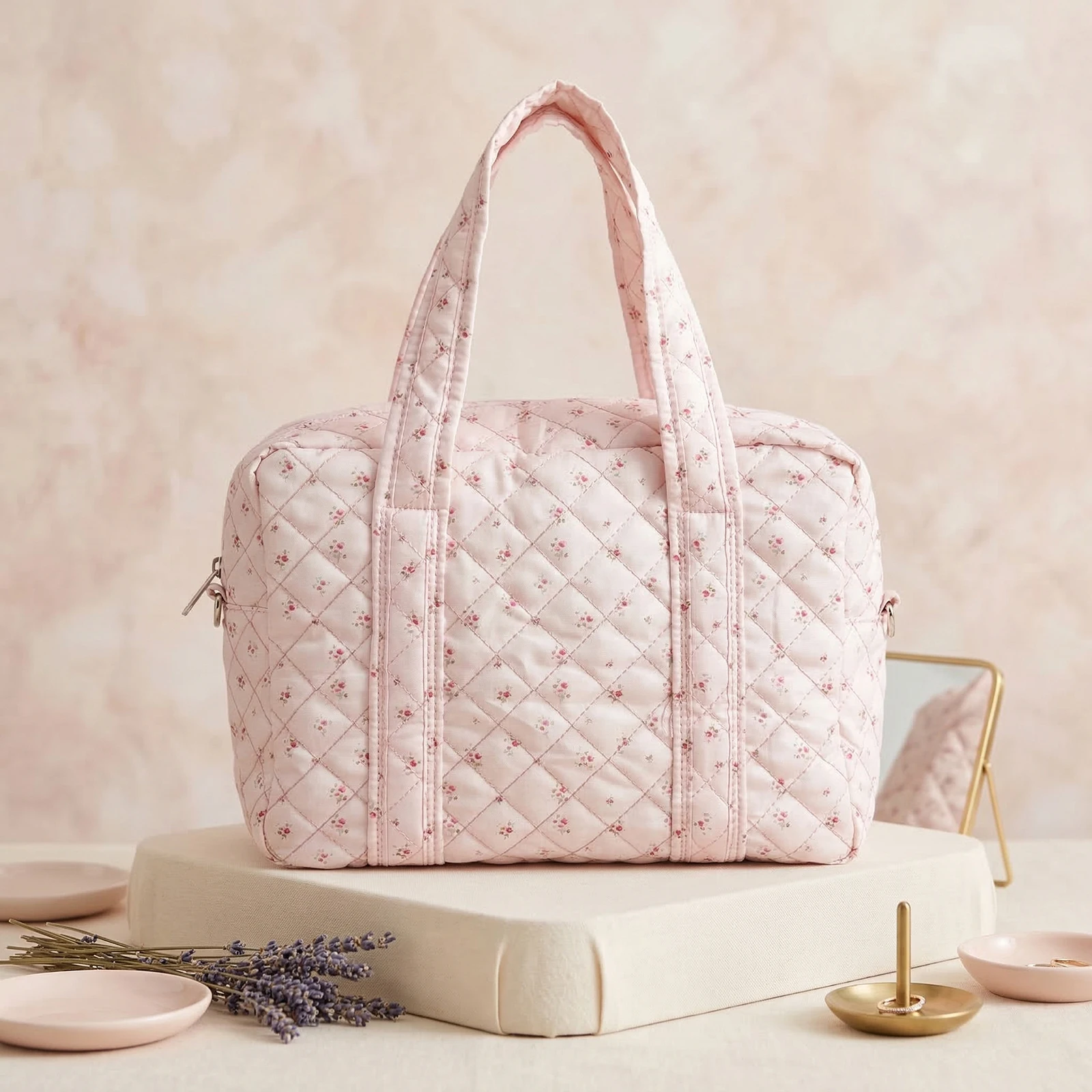 

Travel Duffel Bag for Women Adjustable Strap Quilted Puffer Bag Nylon Multiple Pocket Shoulder Bag Crossbody Bag for Travel