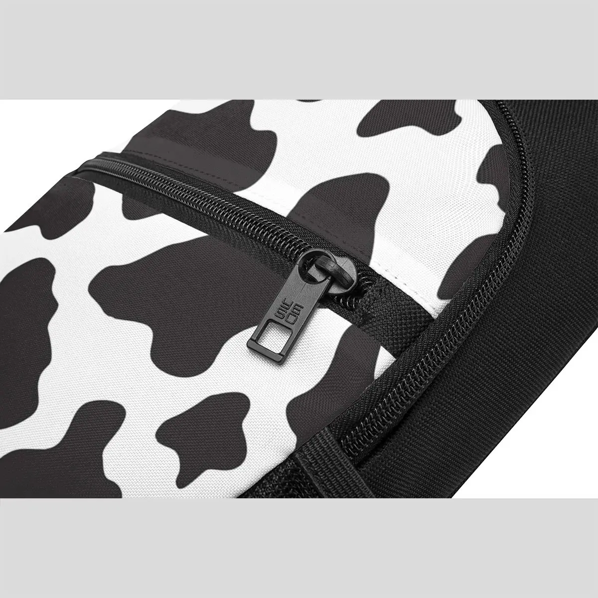 Cow Animal Print Cowboy Country Ranch Chest Bag Men Sling Crossbody Backpack Chest Bag Traveling Hiking Daypack Shoulder Bag