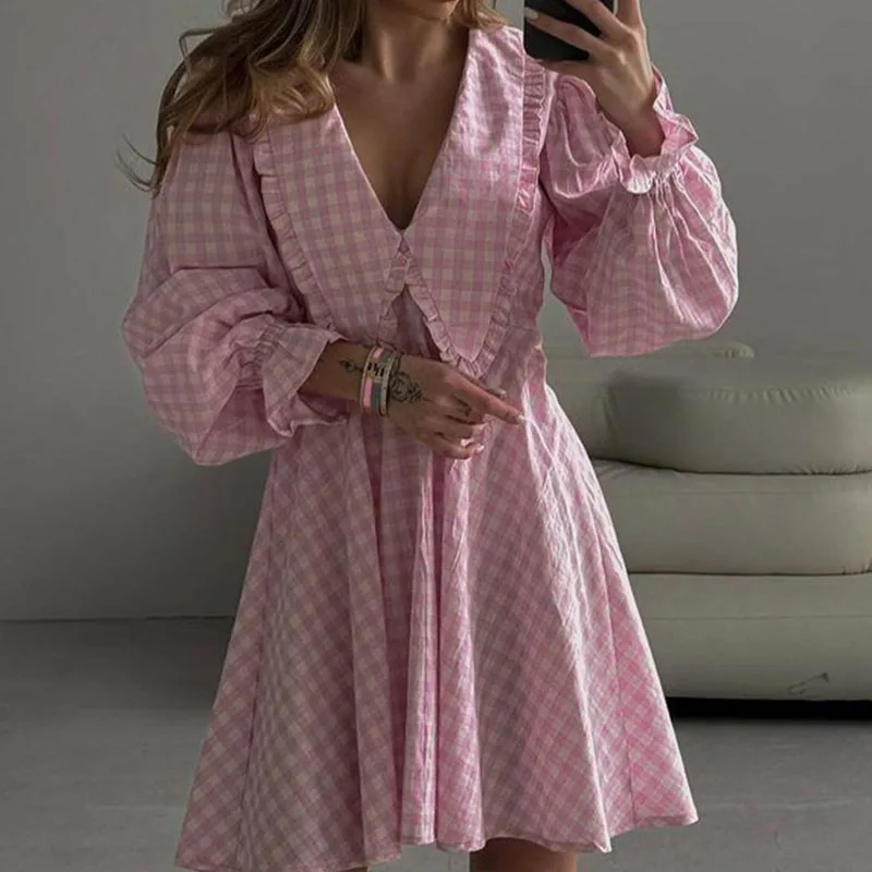 

Fashion Commuting Slim A-line Dresses 2024 New Autumn V-neck Checkered Printed Dress Casual Long Sleeved High Waist Short Dress