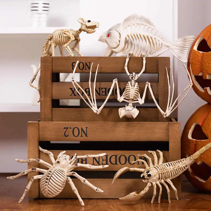 Animal Skeleton Bone Figurine Terrible Spider Bird Skull Statues Sculptures Hallowee Ornament Home Decoration Desk Accessories