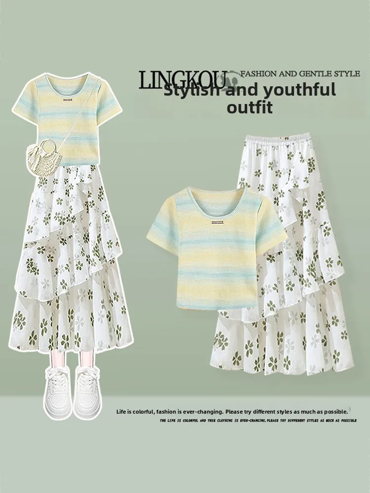 

Свободный женский комплект с цветочным принтом: топ-халтер с коротким рукавом и юбка для лета, создающие ощущение прохлады, в корейском стиле