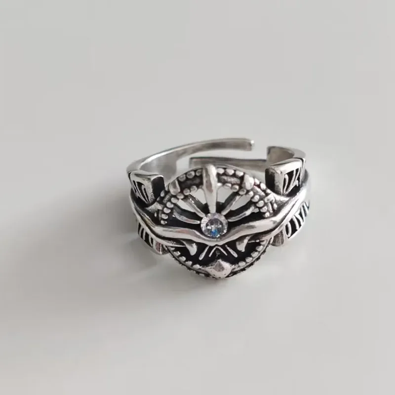 

Mini Ring Fantasy Game Peripherals Shining Ring Male Noctis Lucis Caelum Anime Perimeter Old Vintage Gifts Toys Decoration