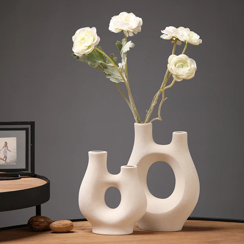 Vases Decor in Black Color Hot Sale Ceramic Vases for Home Decor Mini Vase