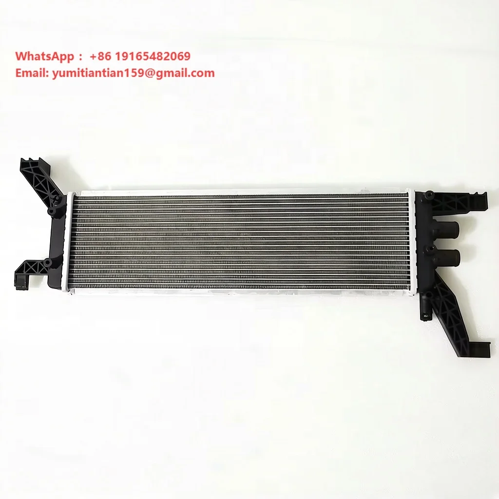 Car Parts Engine Cooling Radiator Suitable for Maserati Ghibli M157 Levante M161 Quattroporte VI 3.0 2013- 670009821 670003406