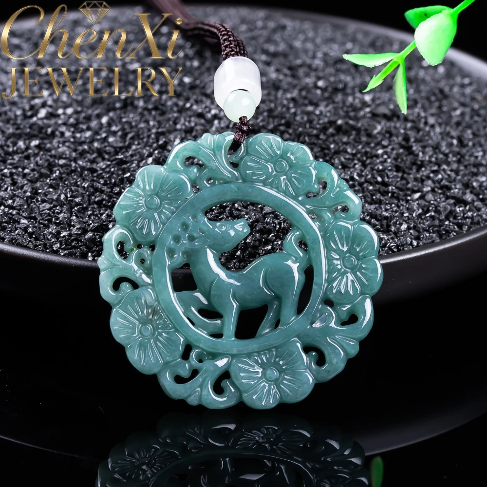 pendentif-cerf-sika-en-jadeite-naturelle-de-grade-a-creux-et-sculpte-bijou-de-mode-Elegant-et-lisse-charme-exquis-et-populaire-cadeau-ideal