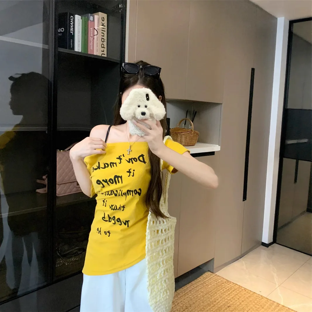 Women T-Shirt Lady Crew Neck Spring Summer Off-Shoulder Slim T-Shirt Girl Student Short Sleeve Printed T-Shirt Flattering Top
