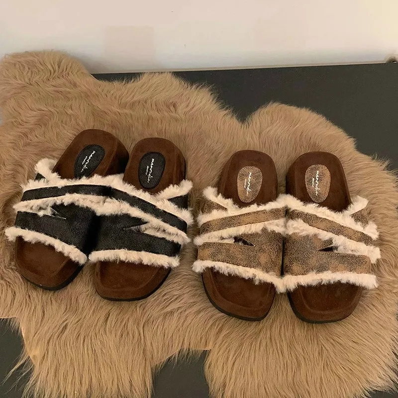 Home Slippers Women's Female Shoes Slides Fur Flip Flops Massage 2024 Plush Retro Fur Shoes Womens Slippers Outdoor Slides Panto