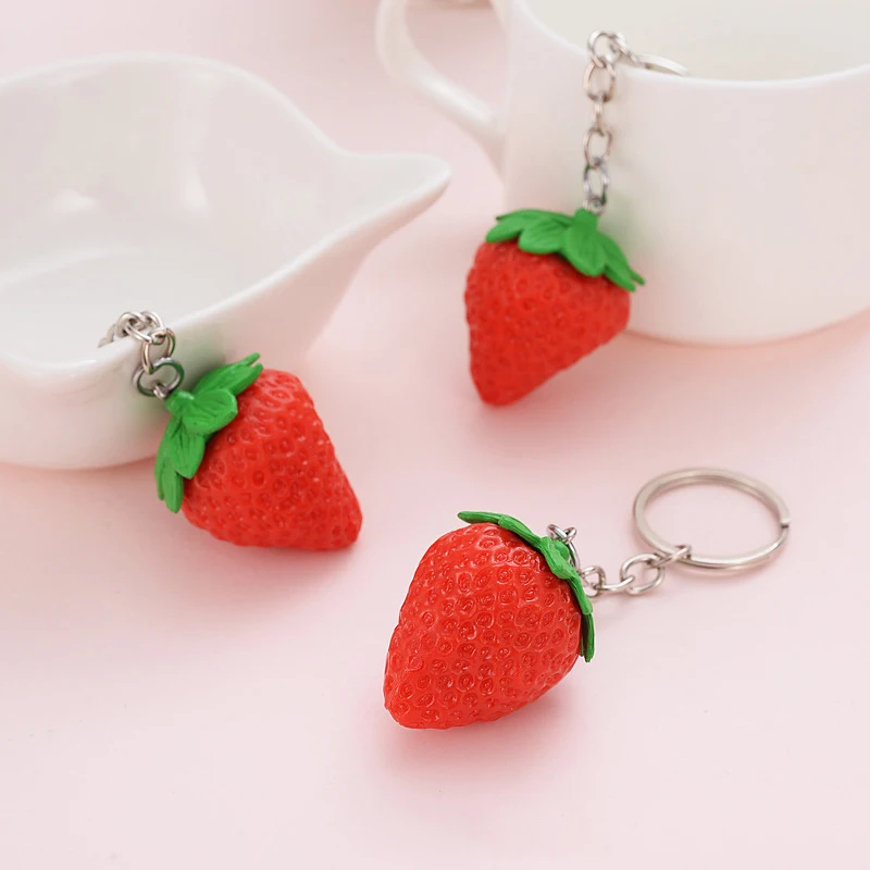 Creative Realistic Strawberry Keychain For Women Girl Jewelry Cute Fruit Car Key Holder Keyring