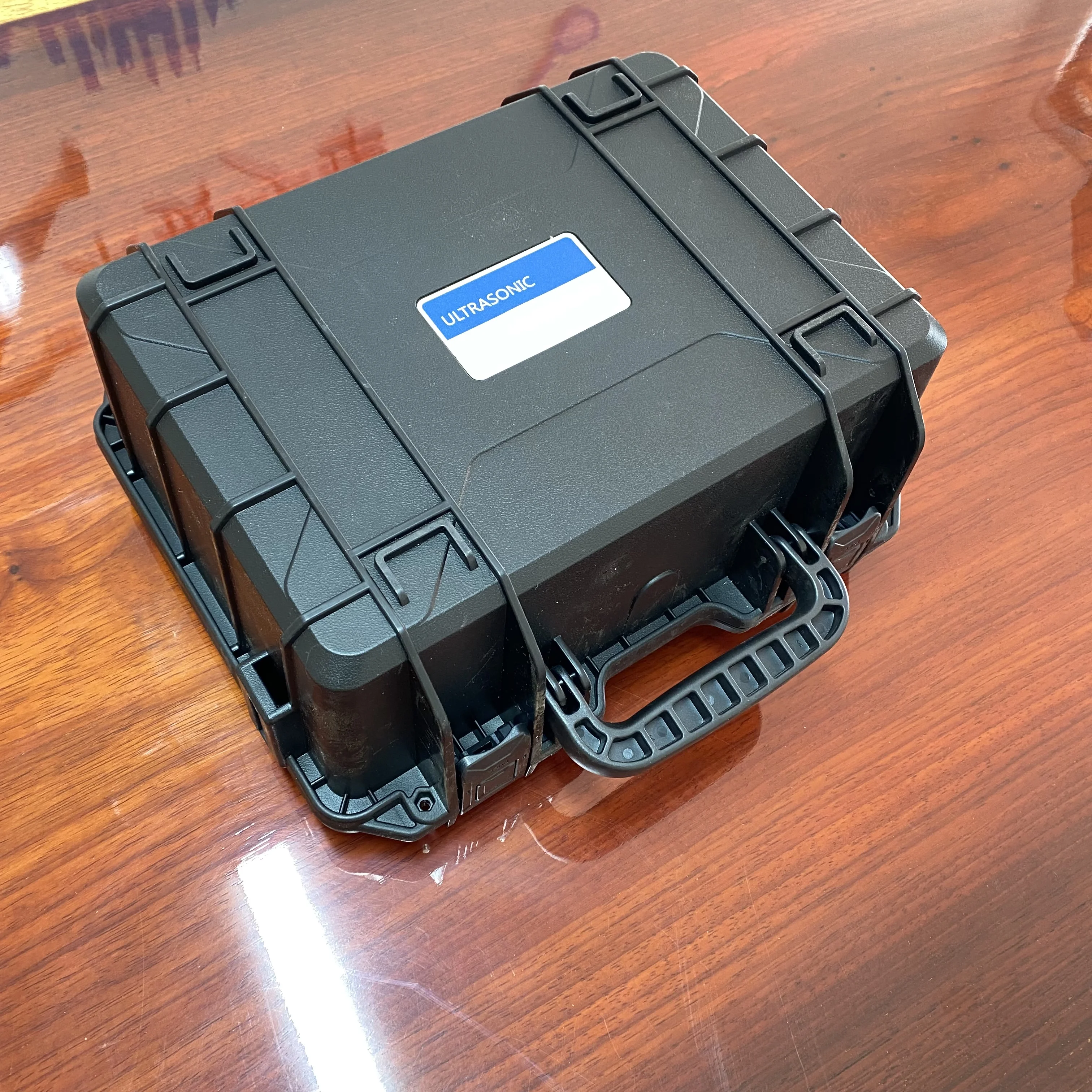 TLF 0.5% الدقة S M L الاستشعار 3.6 فولت بطارية RS485 المحمولة المشبك على السائل مقياس التدفق بالموجات فوق الصوتية للمياه