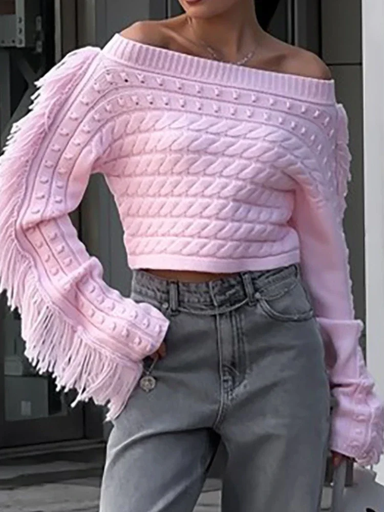 

A Short One-neck Sweater for Women with A High-end Look. A Side Fringed Braided Woolen Sweater for Women