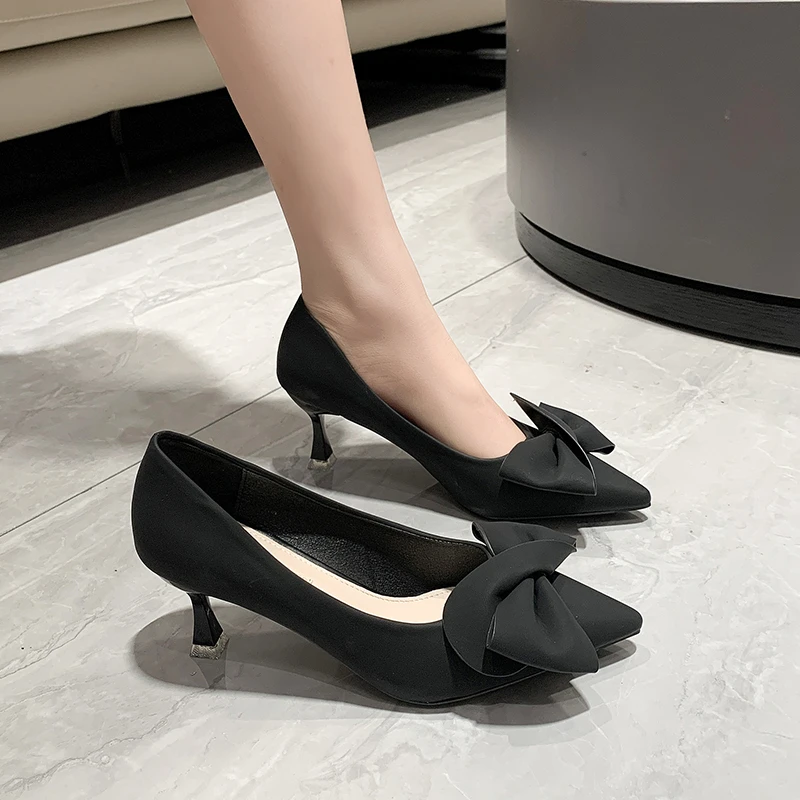 Women\'s Single Shoes 2024 Spring New Bow Decoration Pointed Shallow Mouth One Step Slim Heel Versatile Single Shoes for Women