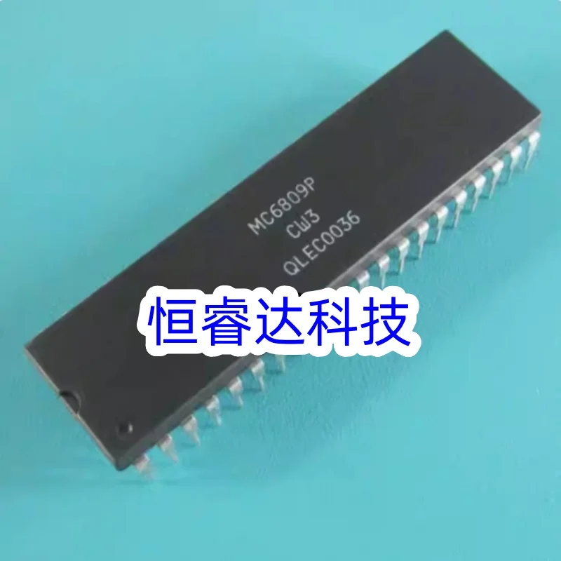 

2pcs/lot MC6809P MC6809 6809 DIP-40 new and original