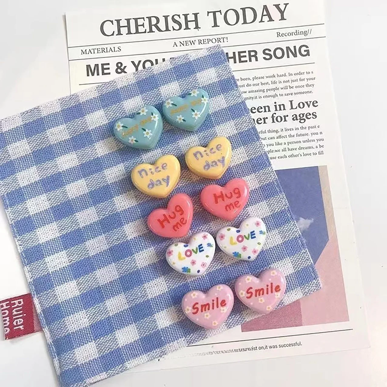 5/10pcs English letter heart-shaped refrigerator magnets suitable for refrigerator, office, home, whiteboard decoration