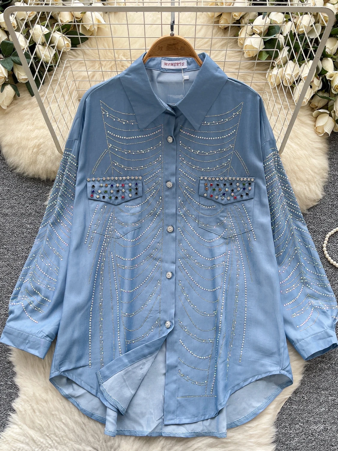 Casual losse lange Sve Diamond Embellied Dames irt European Faion Sle Single Button-up Top Comfortabele losse pasvorm