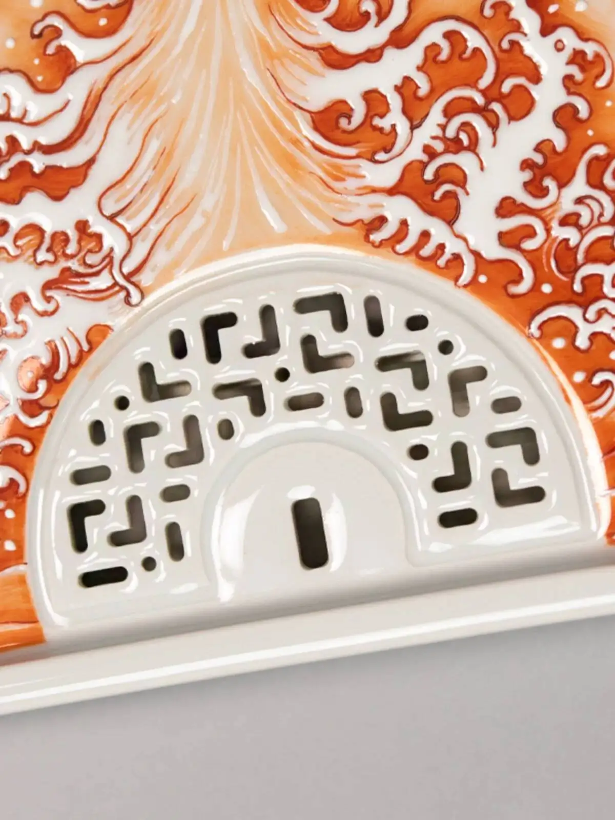 Sacred Mountain Jingdezhen Pastel Alum Red Gold-Painted Dragon Breathing Ceramic Tray, Dual-Use For Dry And Wet, Hand-Painted