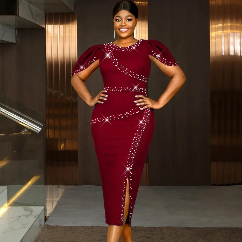 

Элегантное вечернее облегающее платье миди из полиэстера с коротким рукавом для женщин больших размеров (L-4XL), африканский стиль, коллекция 2026 года.