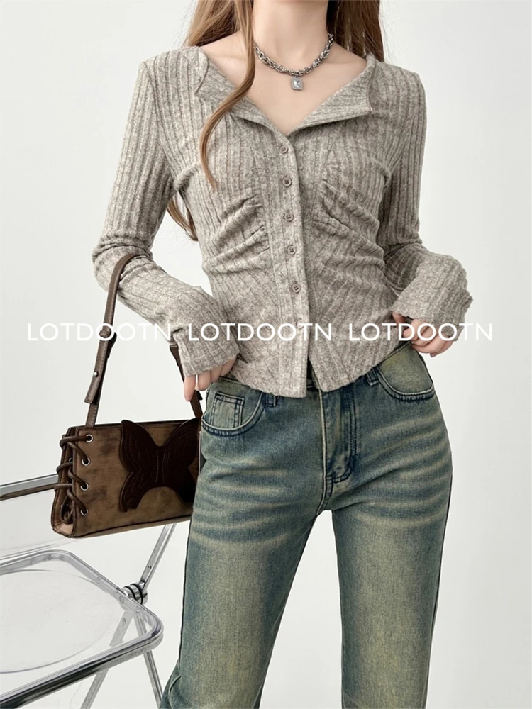 LOTDOOTN Autumn Women Ribbed Buttons Front lapel T-shirt Long Sleeves Korean y2k Style Top Slim Fit Knitted T-Shirt Streetwear