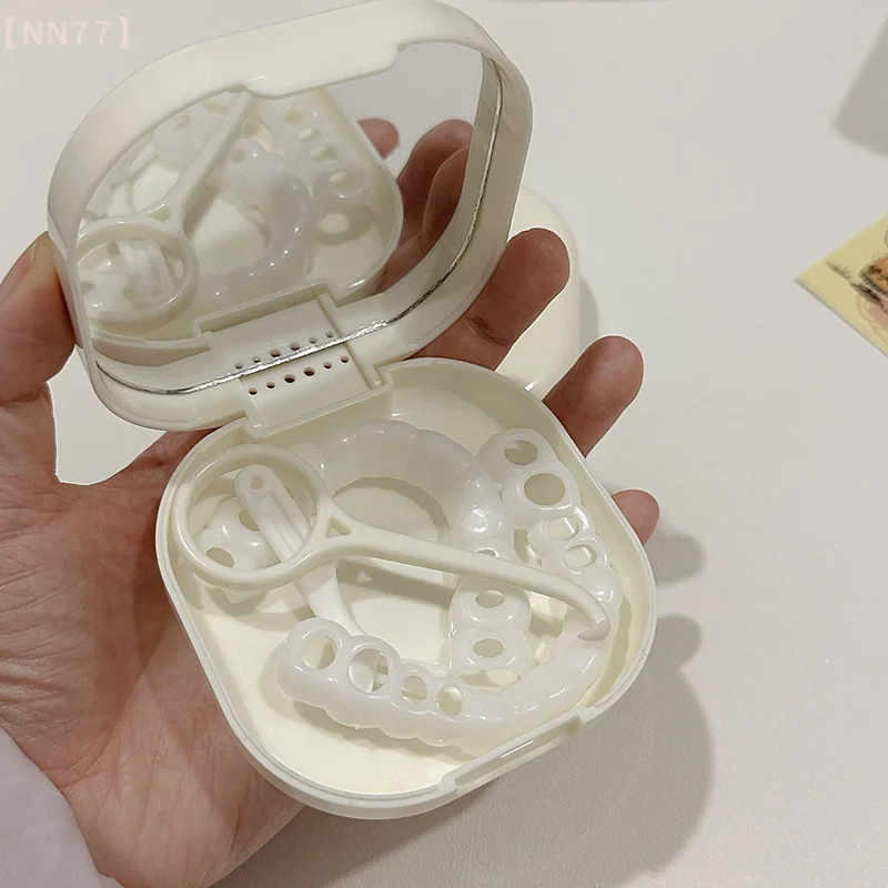 1 pz Bretelle Caso Con Specchio Dentale Scatola di Fermo Caso Fibbia Design Allineatore Bocca Guard Contenitore Per I Denti Da Viaggio Falsa Protesi