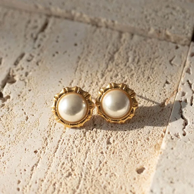 

Новые винтажные простые стильные серьги с жемчугом, легкие роскошные модные серьги-гвоздики для вечеринки, свадьбы, женские украшения