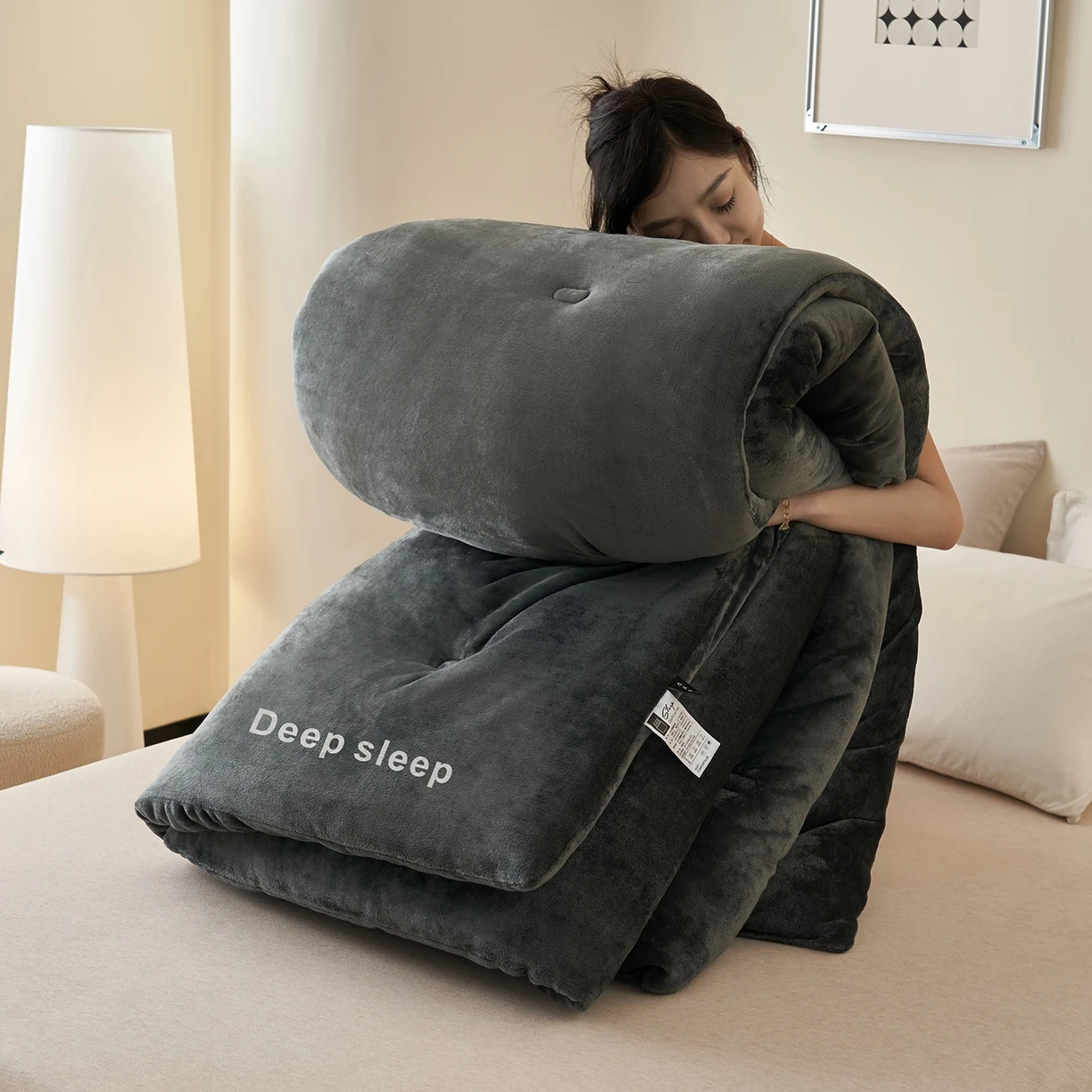 Soft Fluffy down Alternative Comforter Duvet Insert for All Seasons Heavy Winter Bed Quilt Skin Friendly