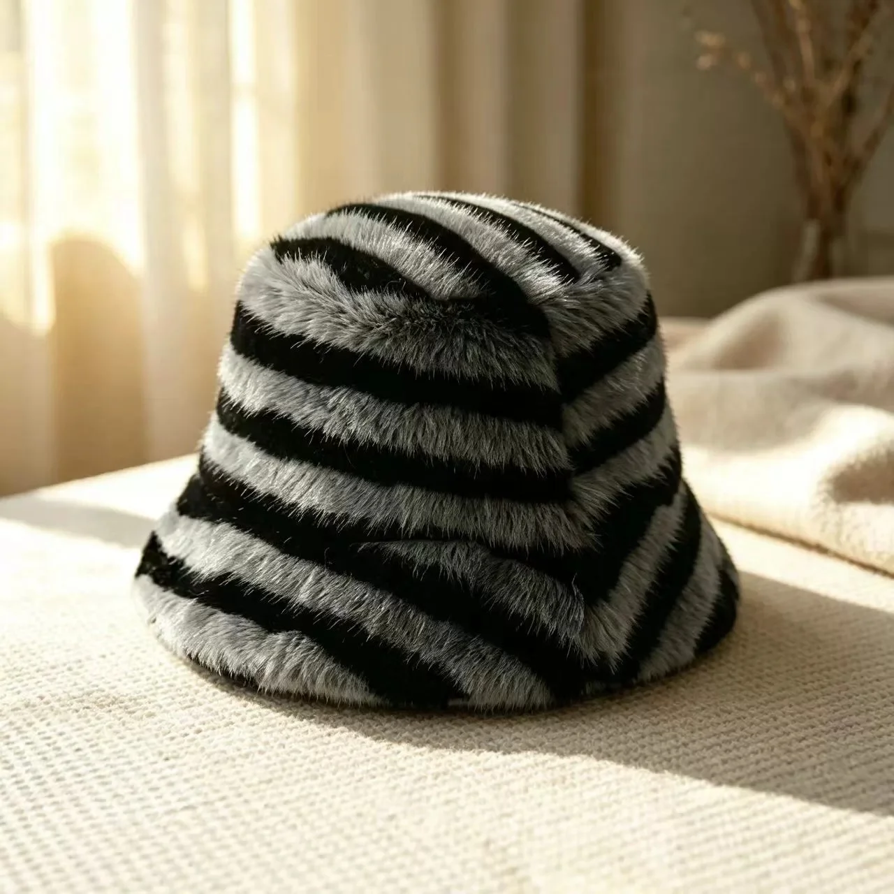 Zebra-Print Fuzzy Retro Fisherman's Hat: Thickened, Warm Fall/Winter Hat for Women—Trendy, Fashionable, and Versatile Bucket Hat