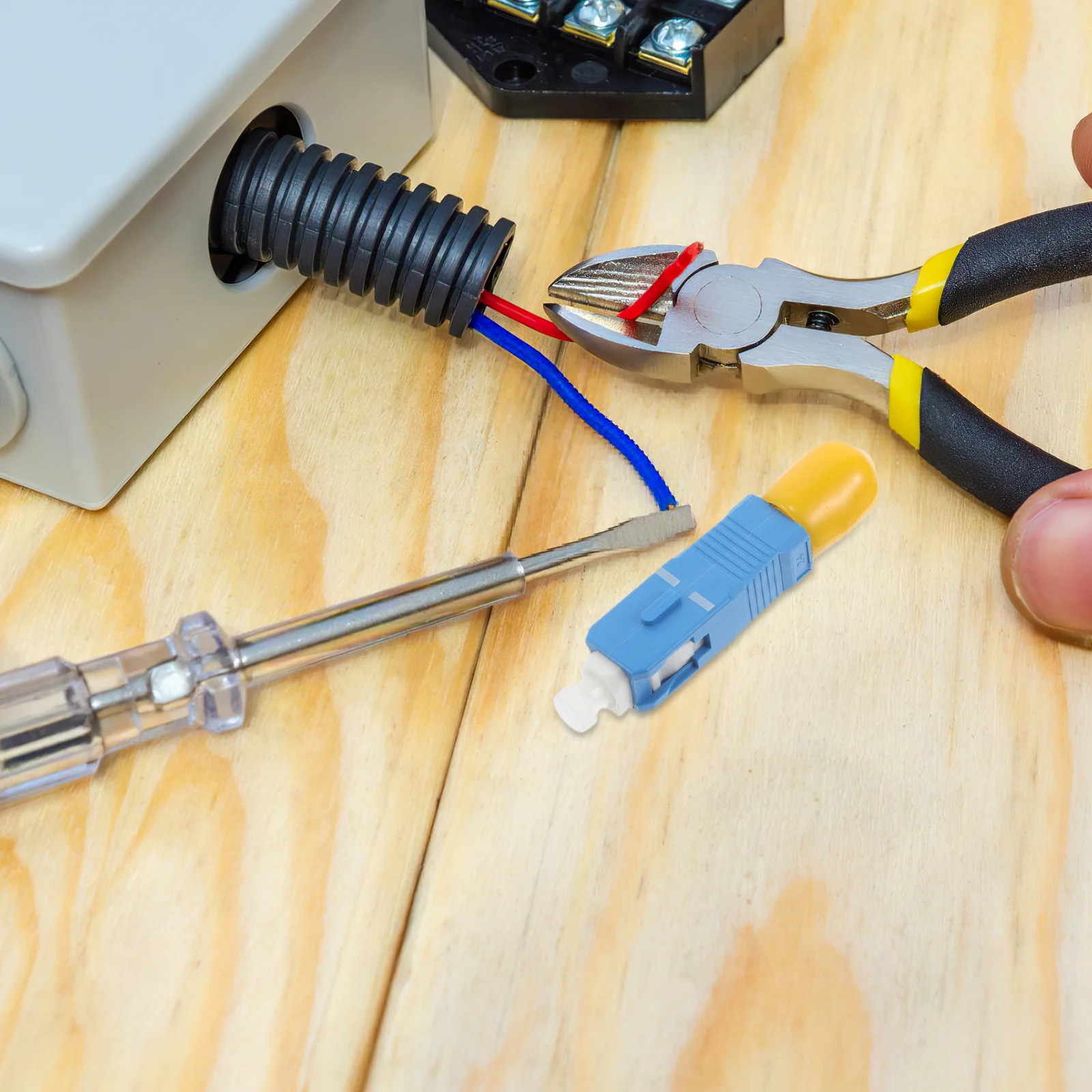 

1pcs St Male To Female Fiber Optic Adapter Connector Single Mode Coupler For Optical Equipment Tool Flange Stable