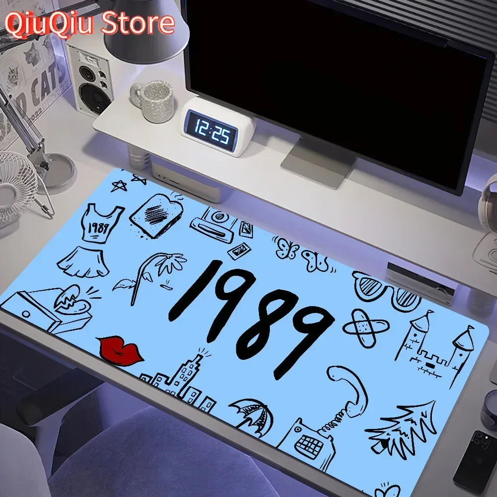 

Taylors Mouse Pad Anti-fray Home Custom Ergonomic Swift Office Rubber Large Desk T-Taylor Mat Version Keyboard 1989 PC Non-slip