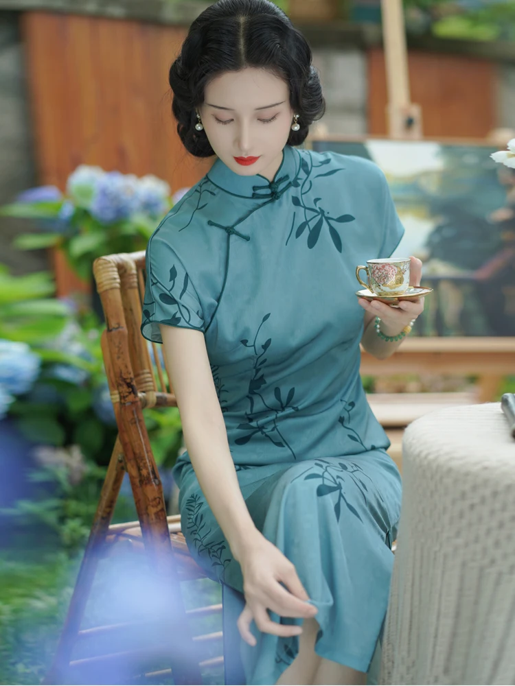 

Artistic Floral Print Midi Qipao Ele Vintage Sle ort Sve Low Slit Daily Wear for Younger Women Polyester Blend