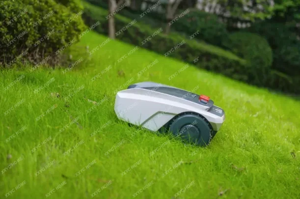 GPS 2023 New Arrival M18E High Efficiency Charging Automatic Robot Electric Wireless 1500 Square Meter Lawn Mower Mower