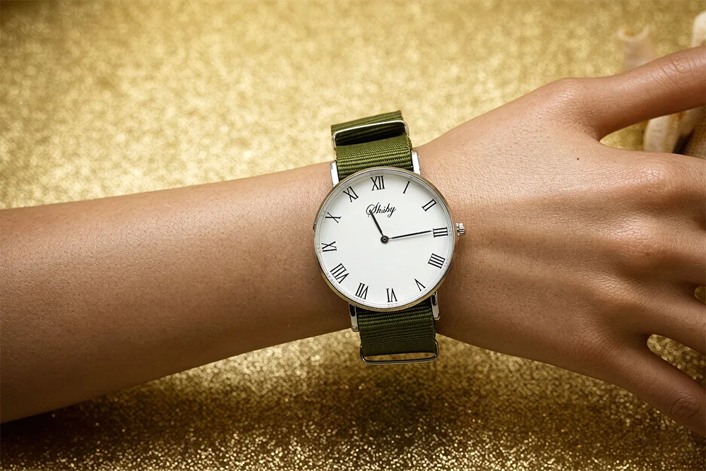 Large Face Black Case Watch Army Green Nylon Strap Minimalist Quartz Wristwatch Simple Casual Ladies Gift Unisex Student Watch