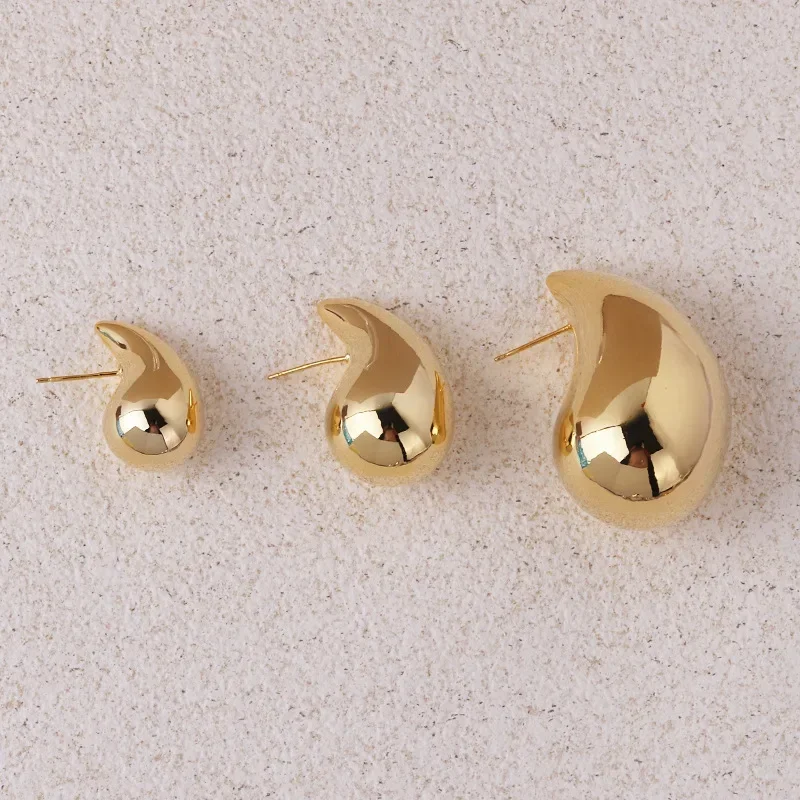 Pendientes colgantes de gota de agua brillantes Vintage para mujer, aretes gruesos huecos ligeros, Color dorado, joyería de moda