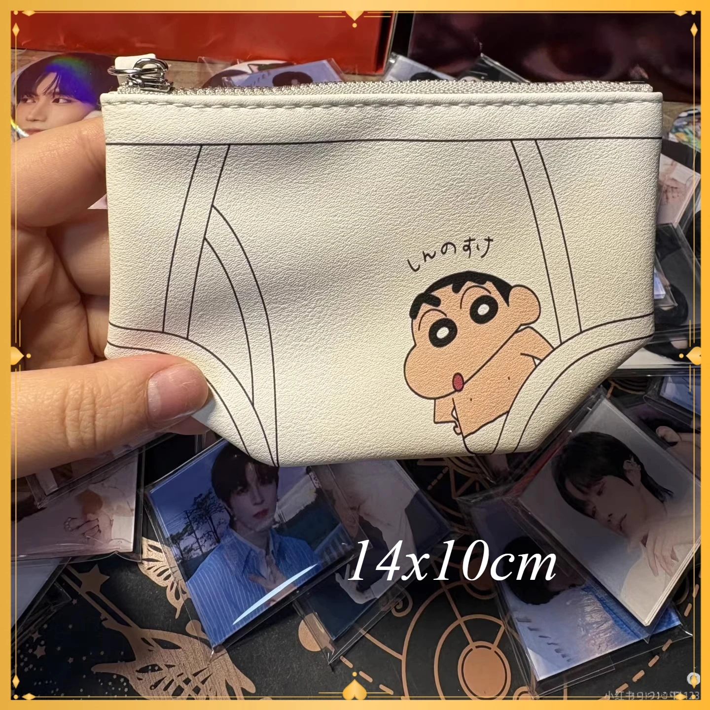 

Кошелек для монет с молнией в стиле мультфильма «Крейон Шин-чан», мини-кошелек из кожи, портативная сумка для хранения карт и косметики.