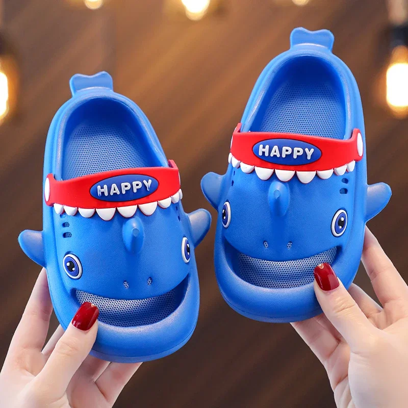 New Summer Cartoon Shark Slippers Children\'s Non-Slip Soft Sole Sandals Cute Baby Boys Girls Home Slides Outdoors Garden Shoes