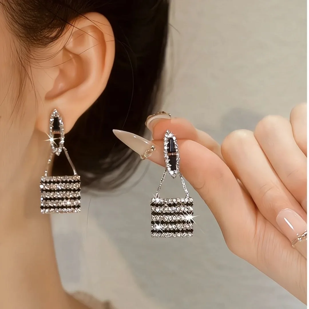 Light luxury black and white contrasting color new exquisite striped bag earrings explosive style earrings give gift to women