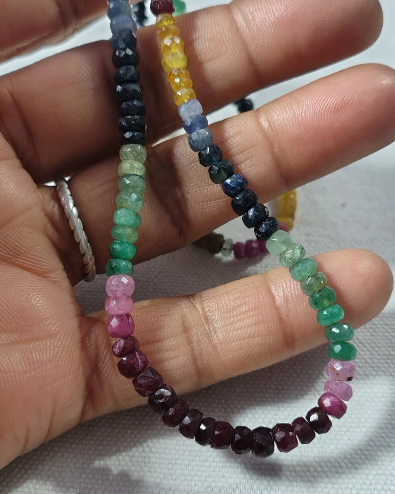 

Natural Sapphire Gemstone Round 3-4mm Beads 925 Silver 18" Necklace