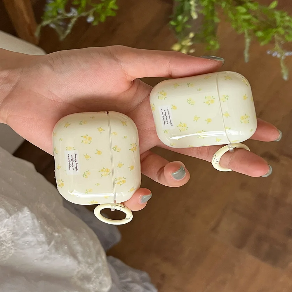 حافظة حماية ناعمة لامعة على شكل زهرة صفراء كاملة لطيفة كورية لأجهزة Apple AirPods 1 2 3 4 Pro 2 غطاء مقاوم للصدمات Funda مع سلسلة مفاتيح