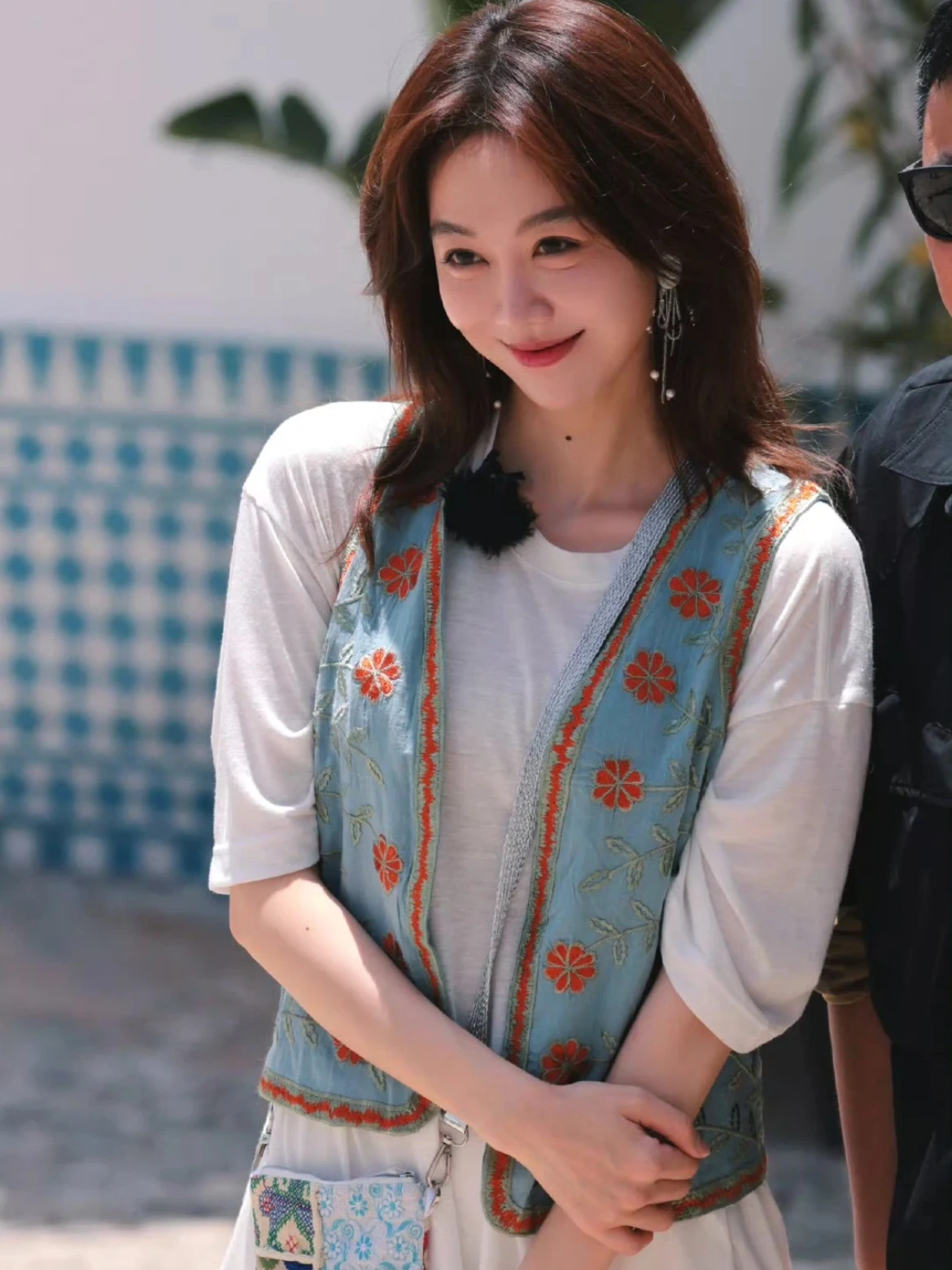 

HEIDD Vintage Sle Embroidered Flower Svel Vest Top Women's Faion Summer 2025 Cotton Blend Regular Length V-Ne