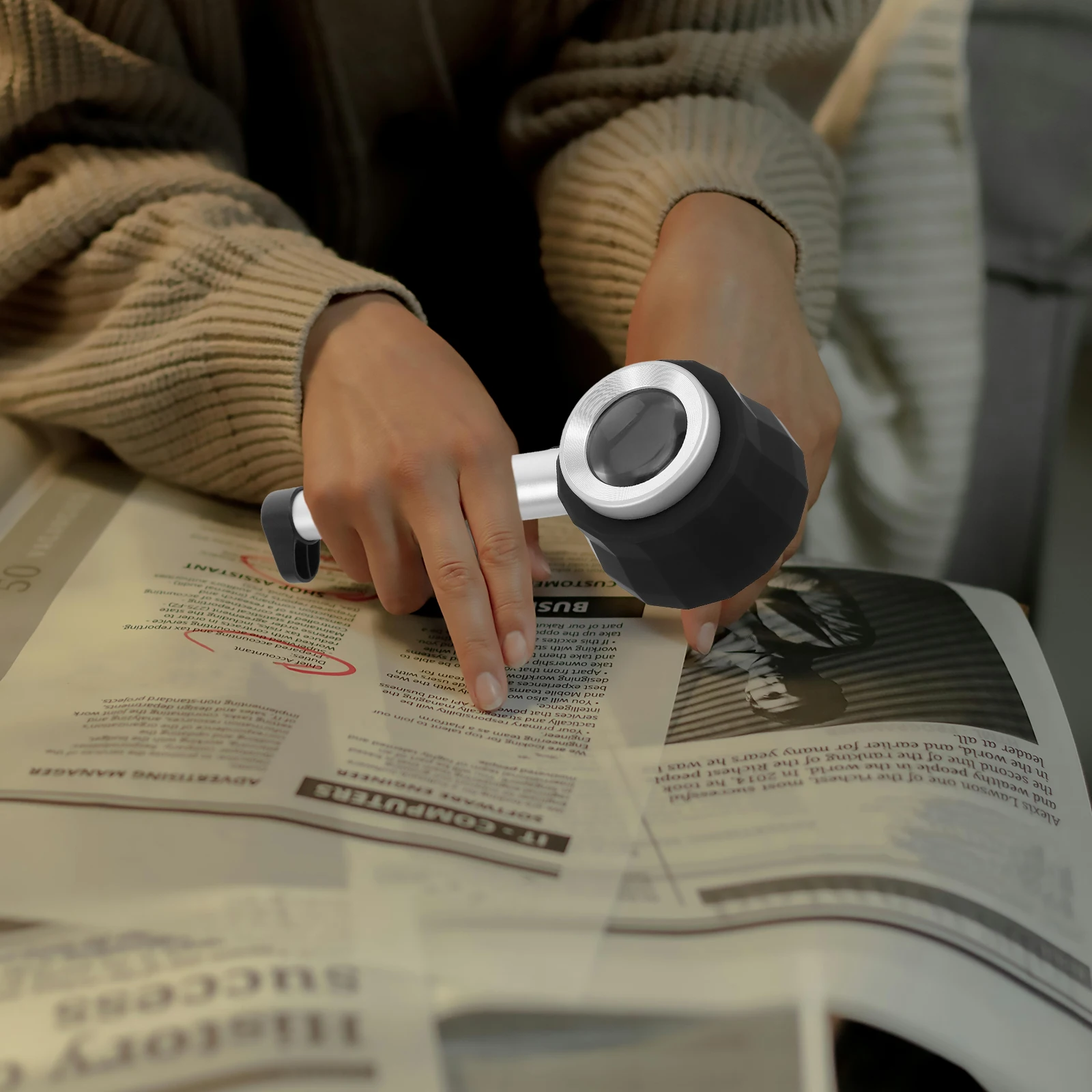 

1pc 30X Handheld Magnifying Glass Led Portable Magnifier Loupe Reading Fake Currency Lightweight Durable
