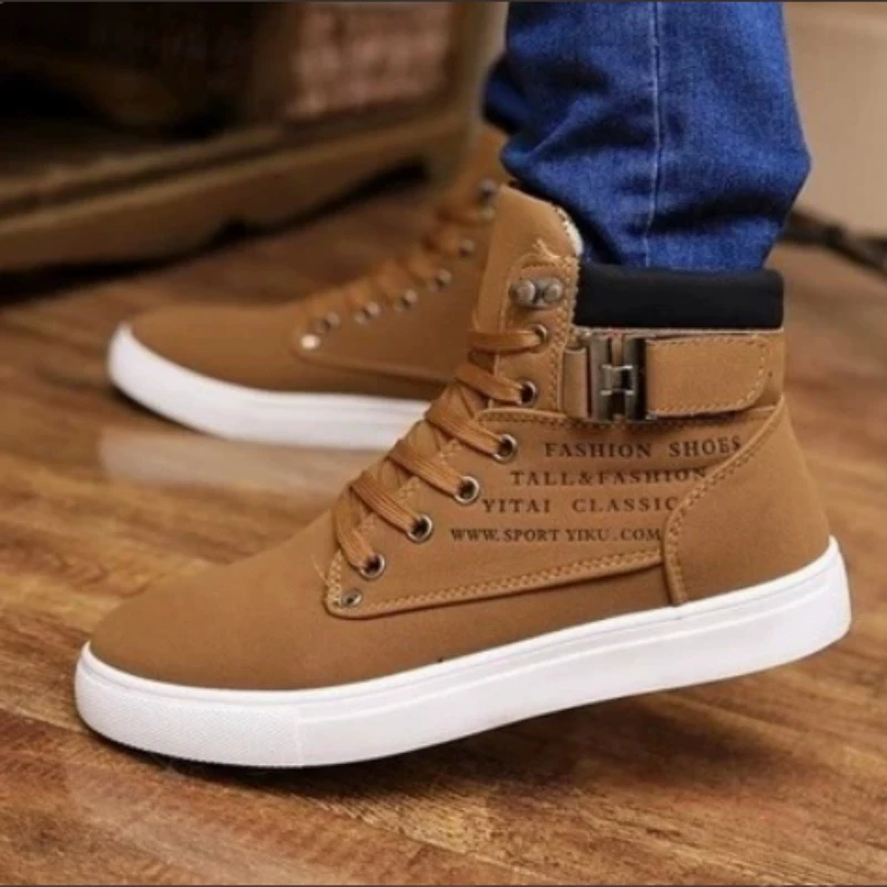 Brand New Men's Leather Shoes Korean Trend Comfortable Loafer Men Shoes British Fashion Men High Top Sneakers New Moccasins Men
