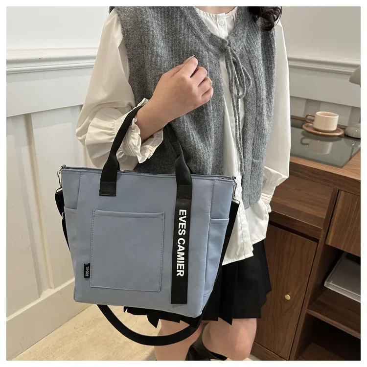 Oxford wasserdichte Handtasche, Umhängetasche für Damen, weiche Tragetasche mit Reißverschluss, mehrere Fächer, Polyesterfutter. – Detail 10