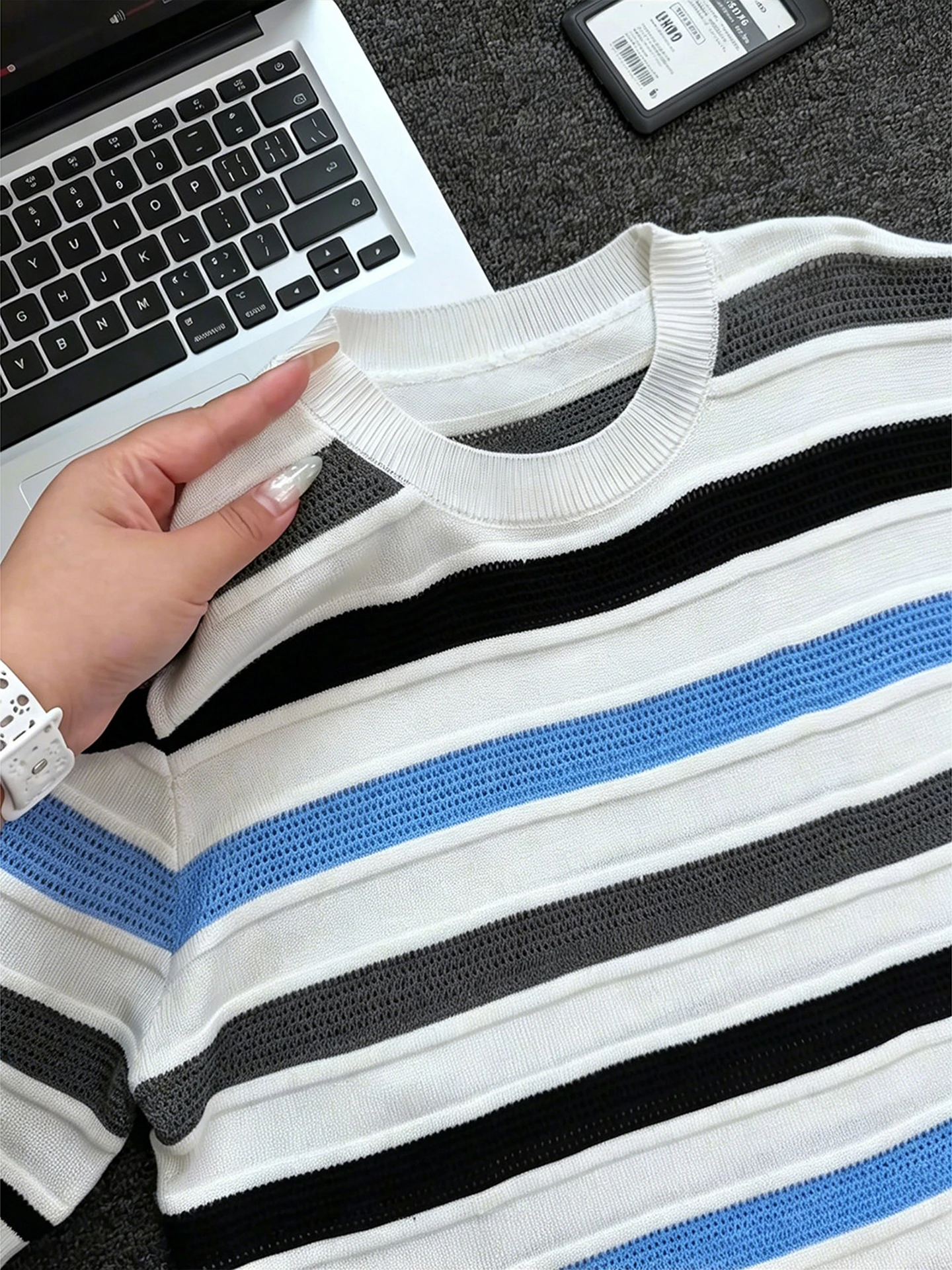 Summer Breathable Hollow out Knitted Short Sleeve round Neck T-Shirt Men's Striped Patchwork Lightweight Comfortable Casual Top