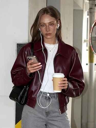 Imagen 2 del producto Chaqueta corta de PU de gato extraño para mujer, tendencia salvaje de otoño, gótico, Punk, elegante, con cremallera en la cintura, ropa de calle informal de manga larga, abrigo clásico Simple