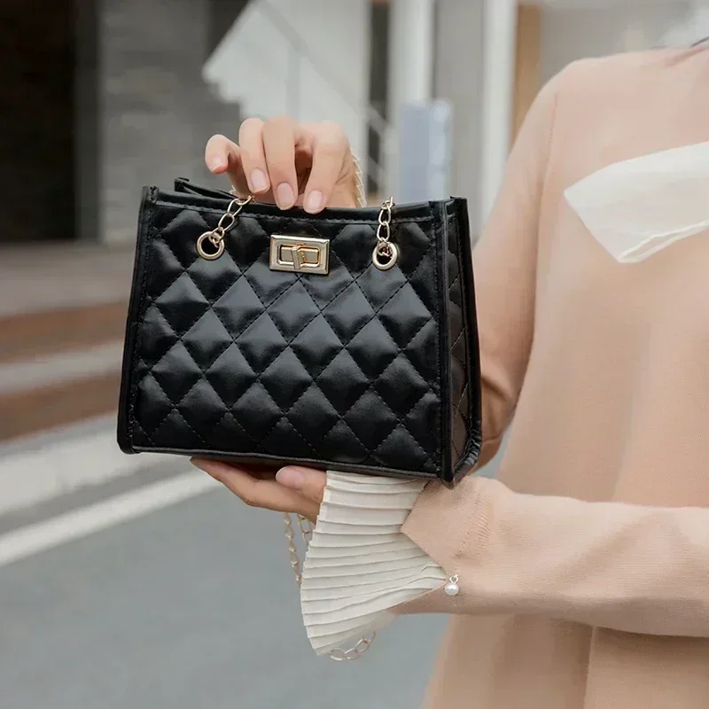 Women's Tote Bags, Handbag with Chains, Diamond Lattice Underarm Luxury Shoulder Bag for Ladies Designer Bag image 4