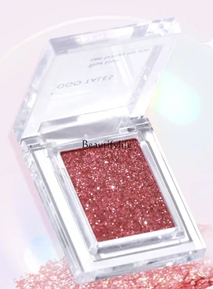 

Small Square Monochrome Eyeshadow Diamond in the Debris High Gloss Fine Glitter Polarized Pearlescent Glitter