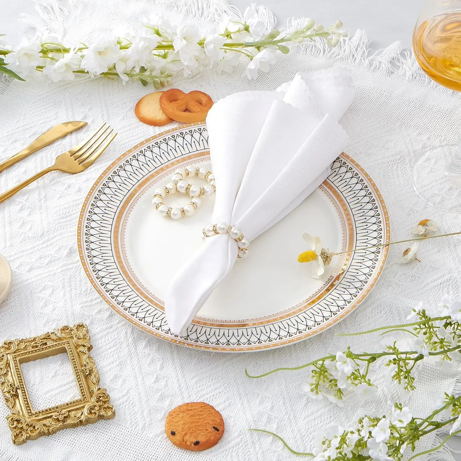 Gold Napkin Rings Set - 24/50/100 Pieces Imitation Pearl Elegant Elastic Serviette Holders for Wedding Party Dinner Decor