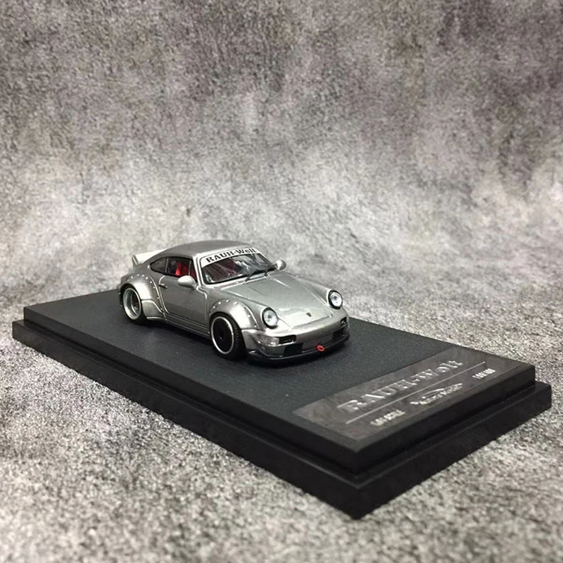 Aurora 1:64 Model Car 964 Alloy Die-Cast Vehicle Duck Wing - Silver Version