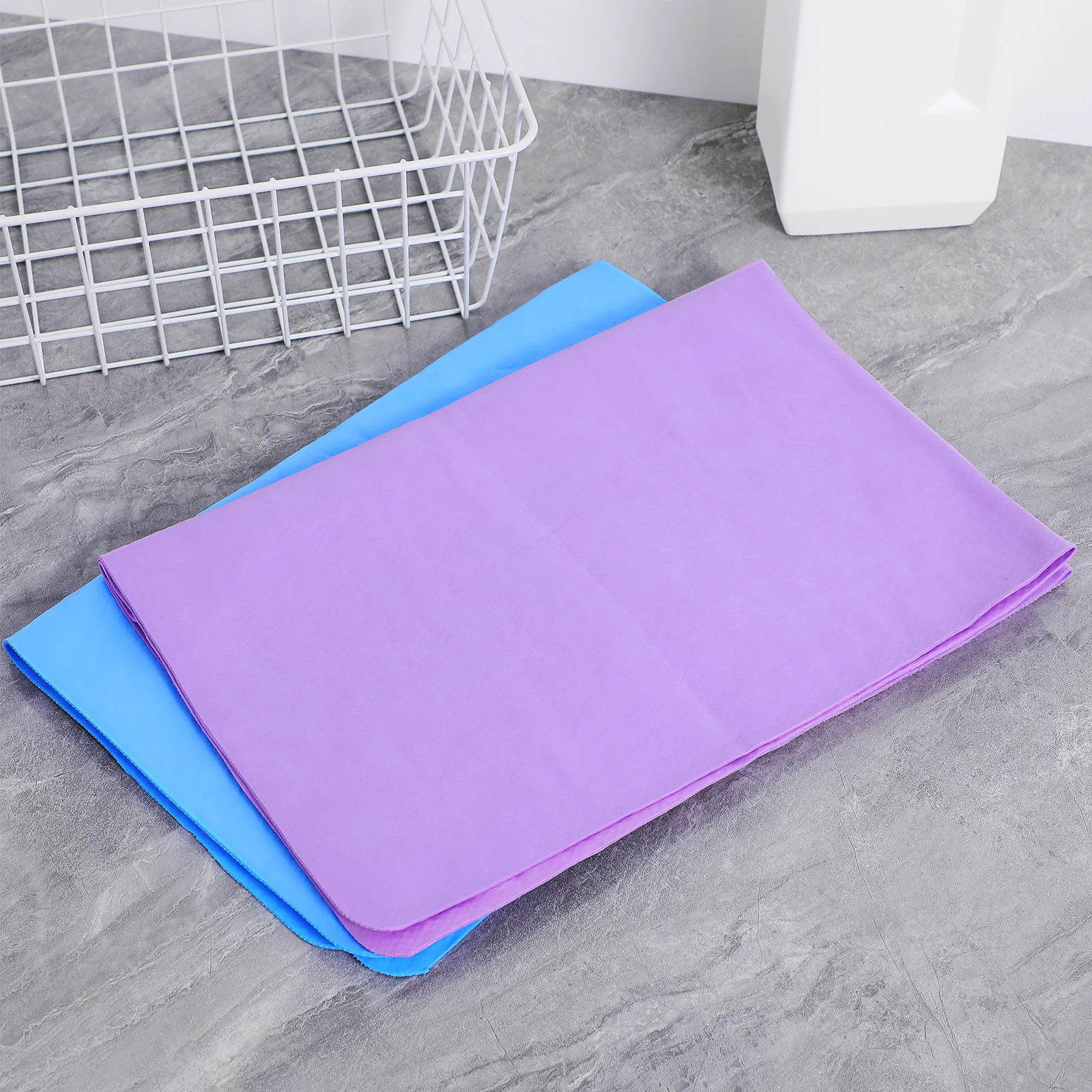 

2Pcs High Absorbency Car Drying Towel Soft Faux Suede Large Size Multi Purpose Cleaning Cloth for Auto Detailing