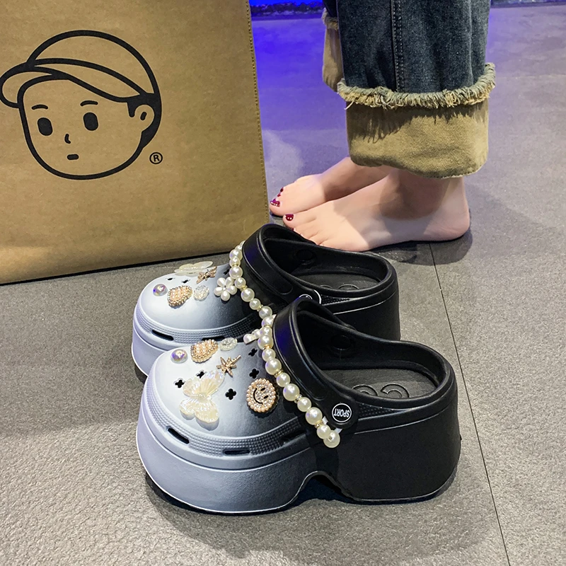 Women Sandals 2023 New Arrival Elegant Fashion Street Beach Slides Height Increasing Slippers for Girls women sandals