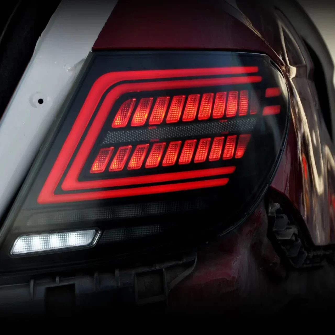 

car accessories LED Tail lights smoke Rear Lamp For W204 C180 C200 C260 C300 2007---2014