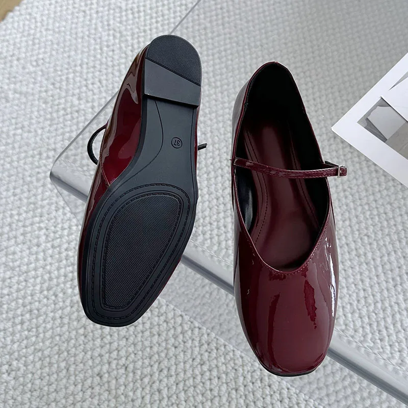 New Female Round Toe Fashion Shallow Buckle Women Flats con scarpe calzature Wine Red Ladies Flats Mary Janes scarpe firmate